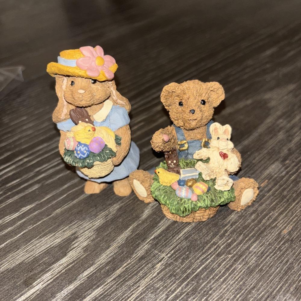 1984 Carolyn Carpin Vintage  Bear , Rabbit‎ Easter